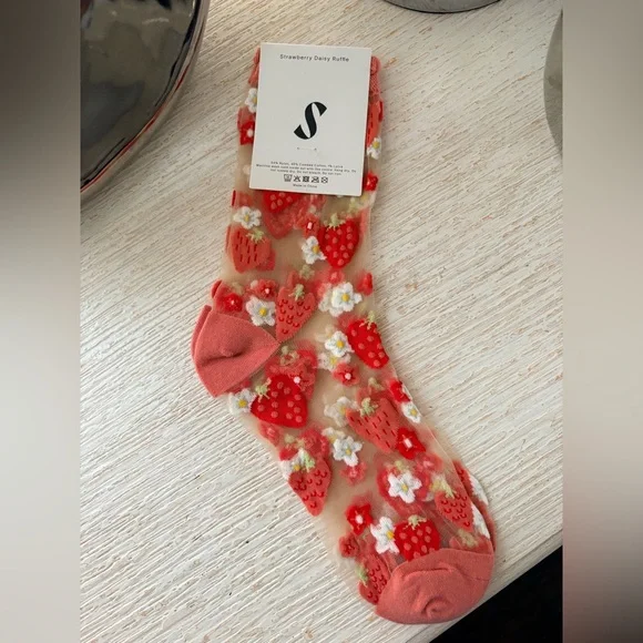 NWT Sock Candy Strawberry Daisy Ruffle Sheer Socks - Picture 5 of 10